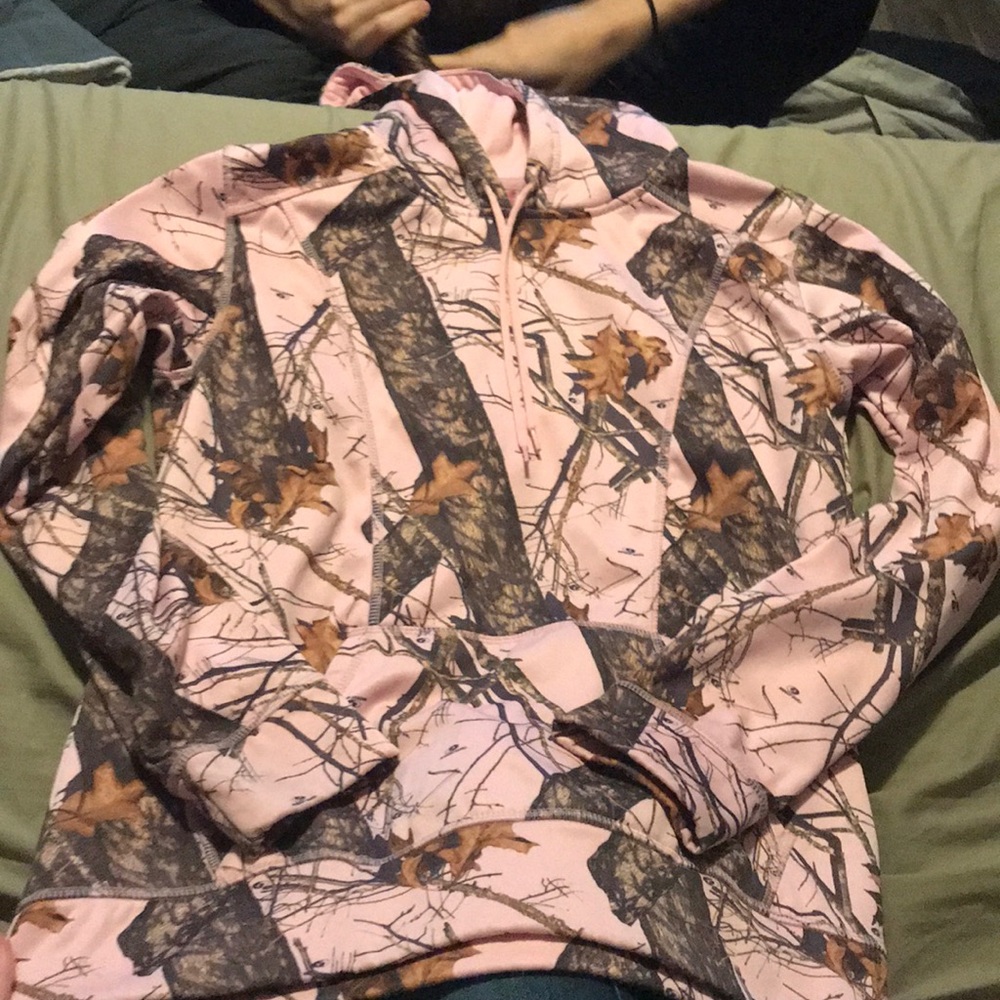 Pink camo mossy oak sweater